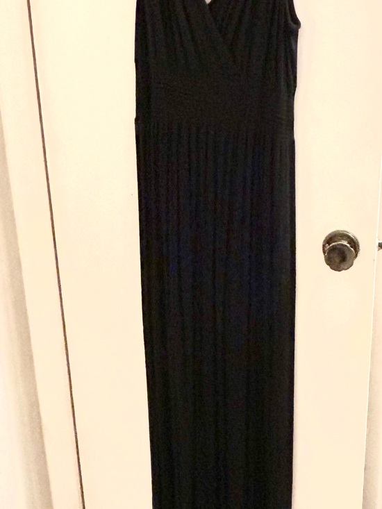Dresses & Skirts - Roller Coaster Classic Black Sleeveless Maxi Dress